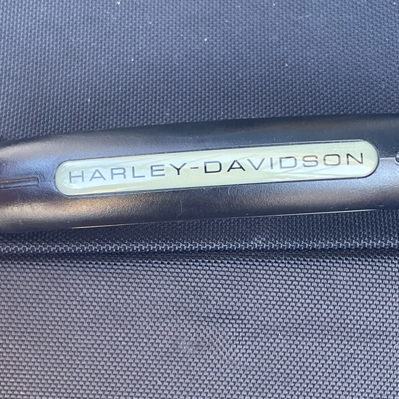 Harley Davidson Tail Bag and Rain Cover - Picture 13 of 16